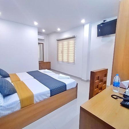 Ferienwohnung Lavender Arcade Kochi Exterior foto