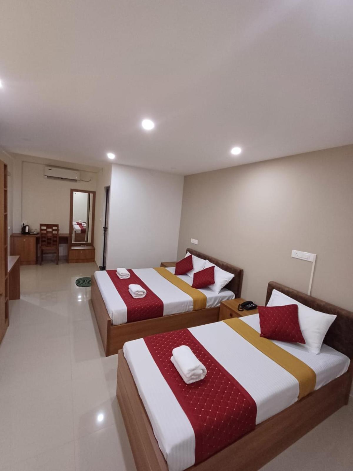 Ferienwohnung Lavender Arcade Kochi Exterior foto