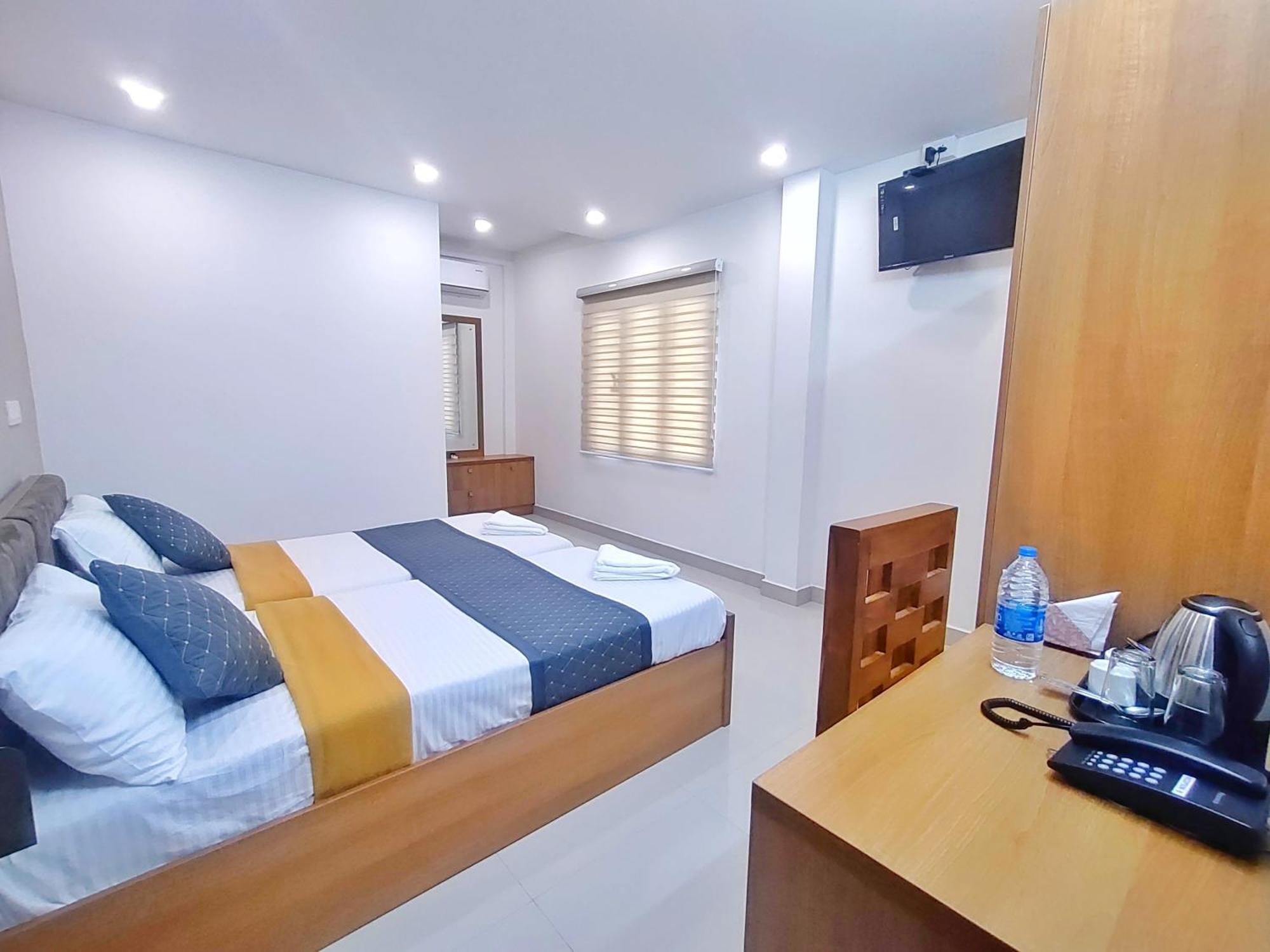 Ferienwohnung Lavender Arcade Kochi Exterior foto